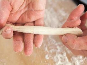 Garlic Form Knots