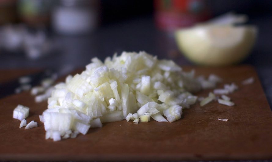How to Finely Chop Onions